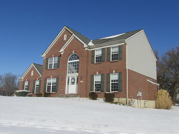 3rd image of 1132 Hollowcreek Dr