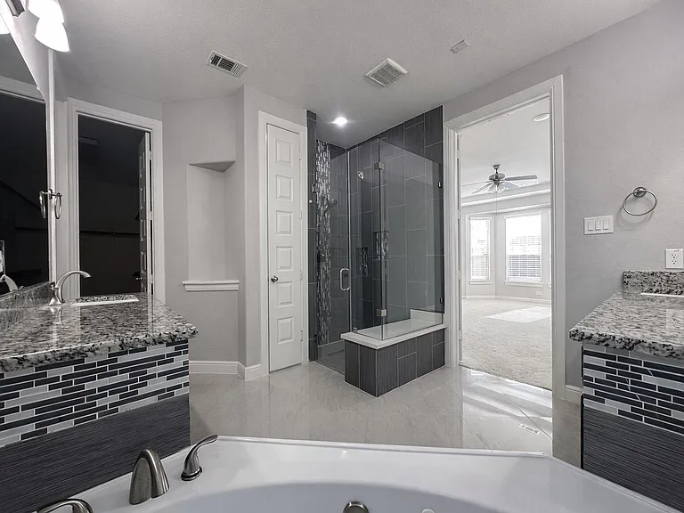 2406 Trocadero Ln — Photo 25