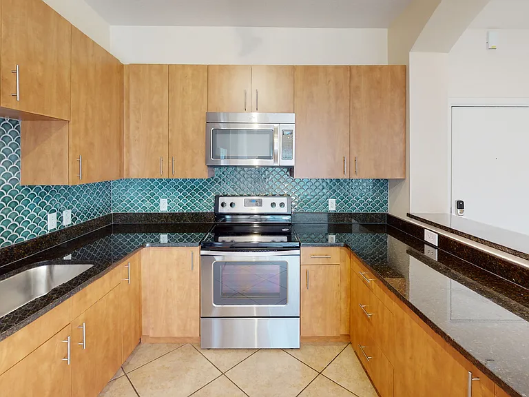 The Vintage Lofts at West End — Photo 87