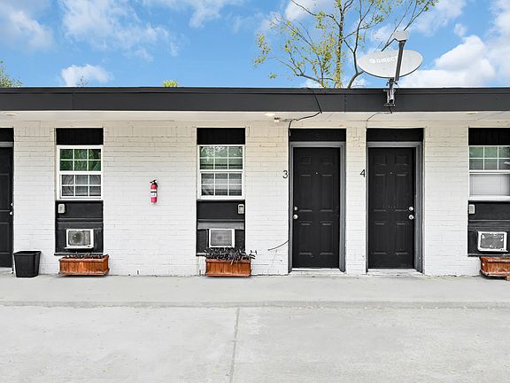3rd image of 3714 Dabney St #60584047