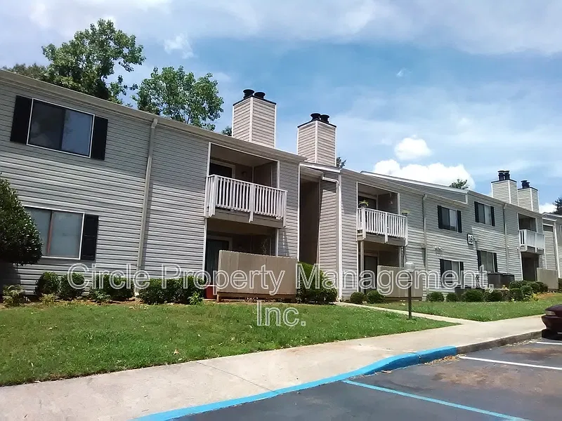 Reserve at Fairway Hills — Photo 3