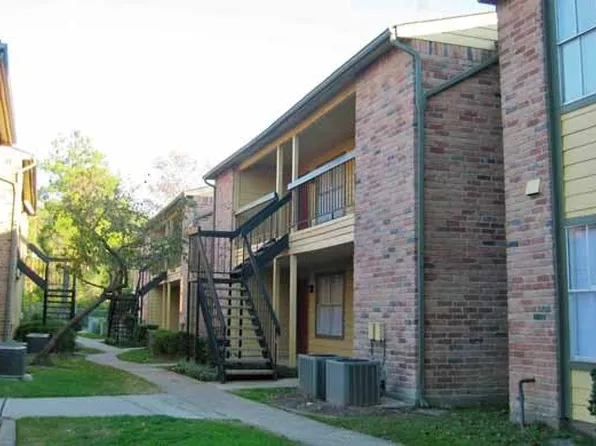 Villa Nueva Apartments