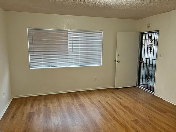 4th image of 12241 Cheshire St APT 4