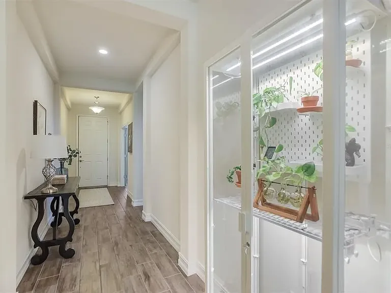 4400 Conchfish Ln — Photo 4