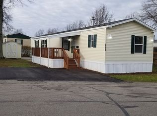 2726 Green Acre Dr, Erie, PA