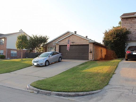 3rd image of 3924 Malibu Sun Dr