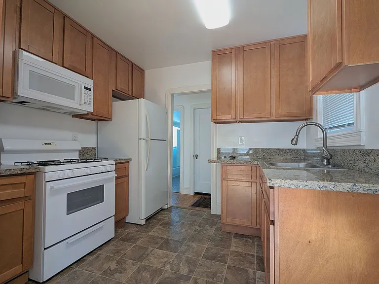 4736 Meldon Ave — Photo 6