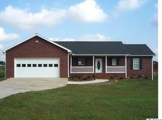 107 Green Meadow Ln, Statesville, NC 28625