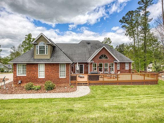 3rd image of 20155 Heron Cir