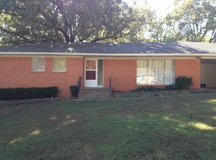 31 Point O Woods Dr, Little Rock, AR 72204