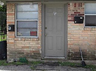 5014 Mallow St, Houston, TX 77033