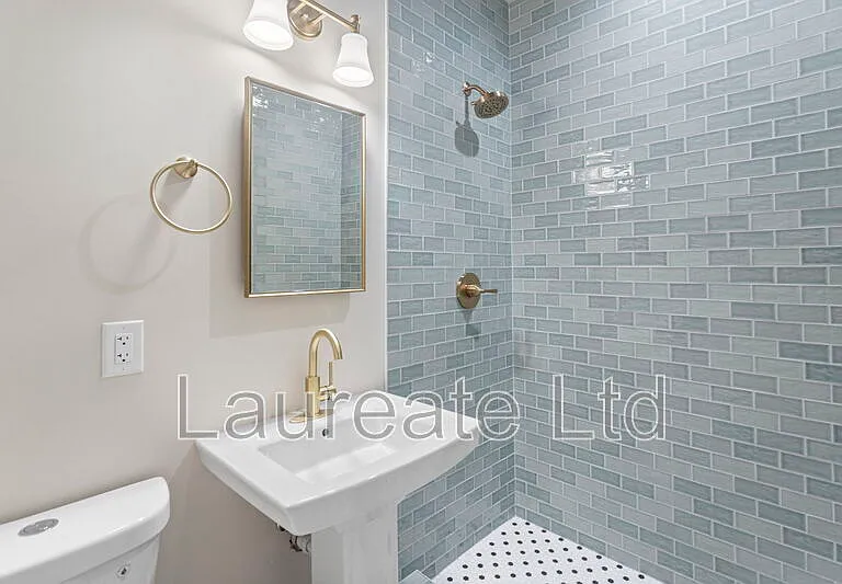 1256 N Clarkson St #8 — Photo 7