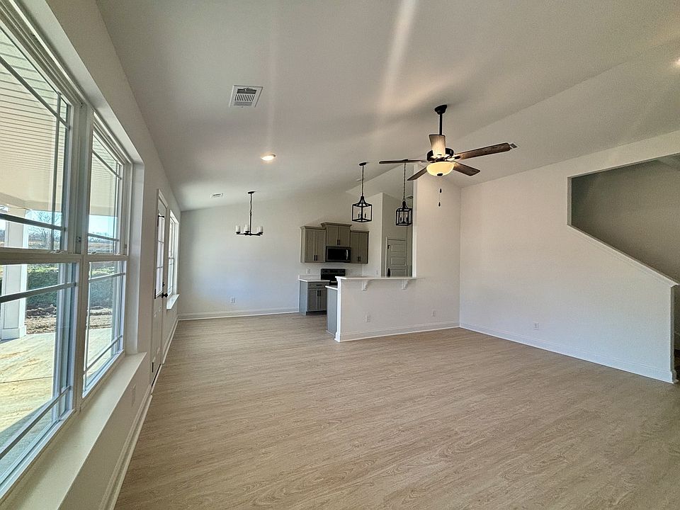 2nd image of 3000 Longview Ct Lot 19