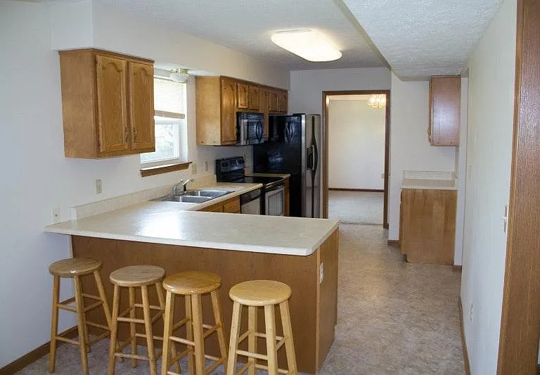 5015 Wolflake Dr — Photo 13
