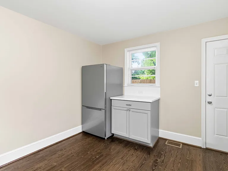 1388 Boiling Springs Rd — Photo 15