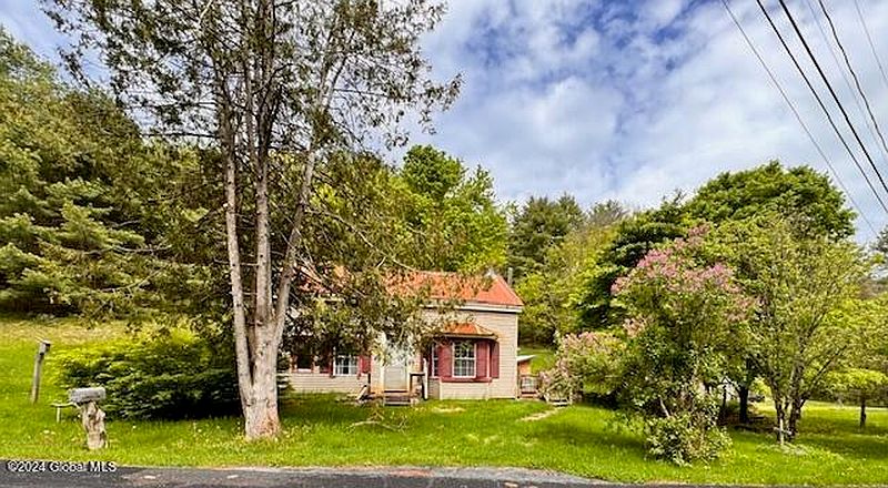 2nd image of 721 New Vermont Road