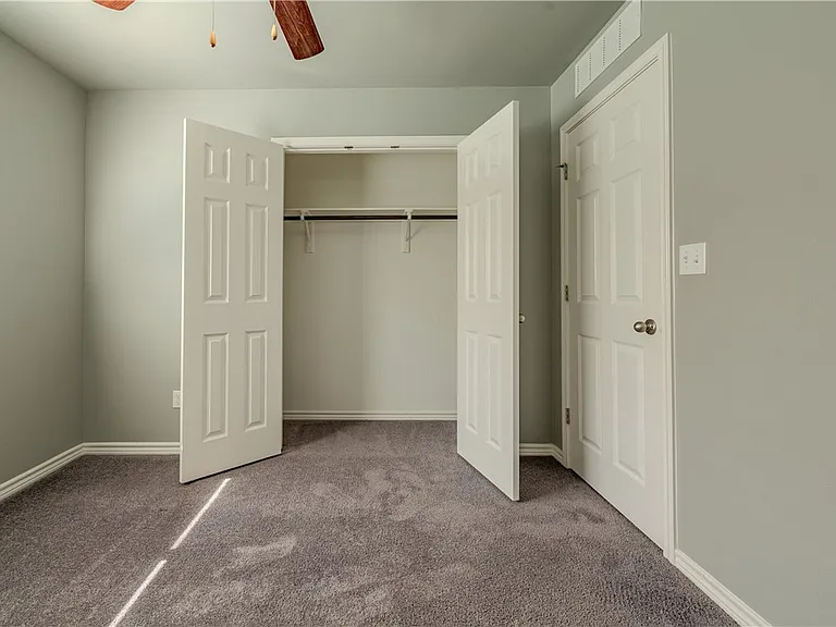 7433 Kolda Dr — Photo 22