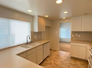 6 Red Rock, Irvine, CA 92604