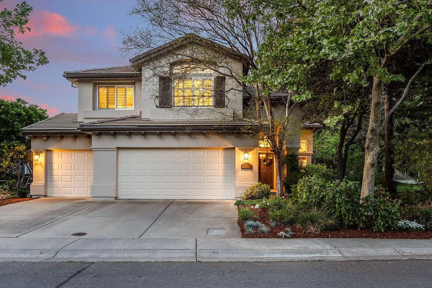 2957 Prado Ln photo 1