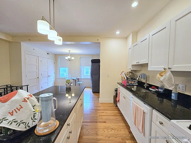 247 Walden St #2 — Photo 8