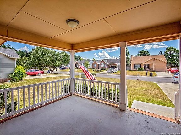 4th image of 826 Marchbanks Pl