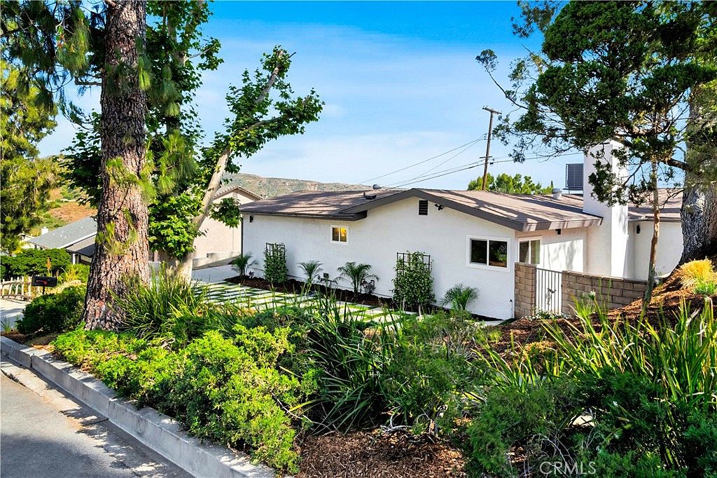 Sylmar, CA 91342