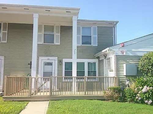 6 Ticonderoga Ct #A Photo 1