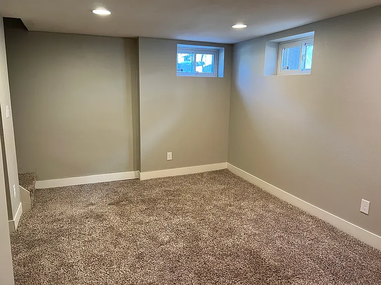 3241 N Fillmore St — Photo 10