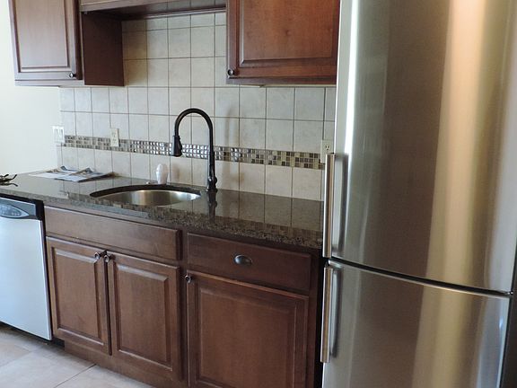 3rd image of 7334 NE 142nd Pl