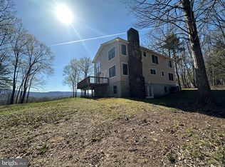 1905 Cabin Run Rd, Paw Paw, WV 25434