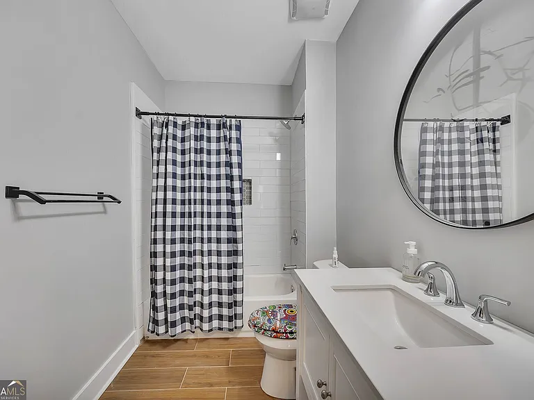 1157 Indale Pl SW — Photo 20