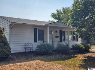 216 S 21st St, Beatrice, NE 68310