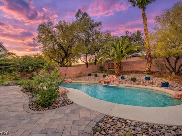 853 Rainbolt Ln, Henderson, NV 89052