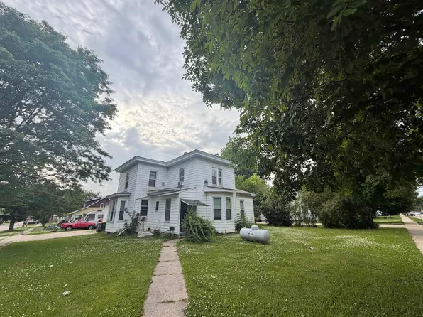 608 N Main St, Richland Center, WI 53581