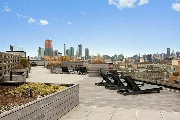 Rented by REAL New York | media 25