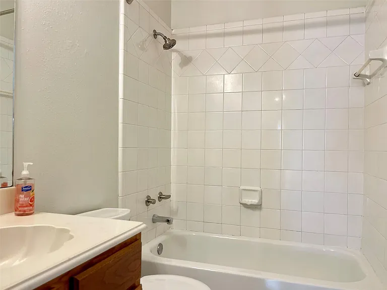 4630 Jaymar Dr — Photo 20
