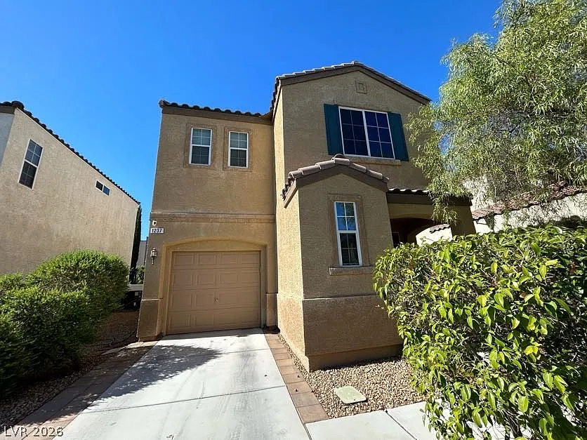1237 Sun Village Ave