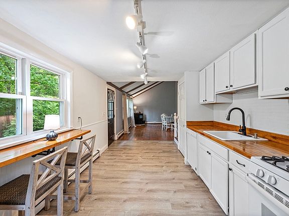 5th image of 42 Haskell Rd