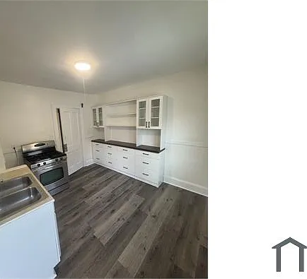 3997 E 144th St #UPPER — Photo 3