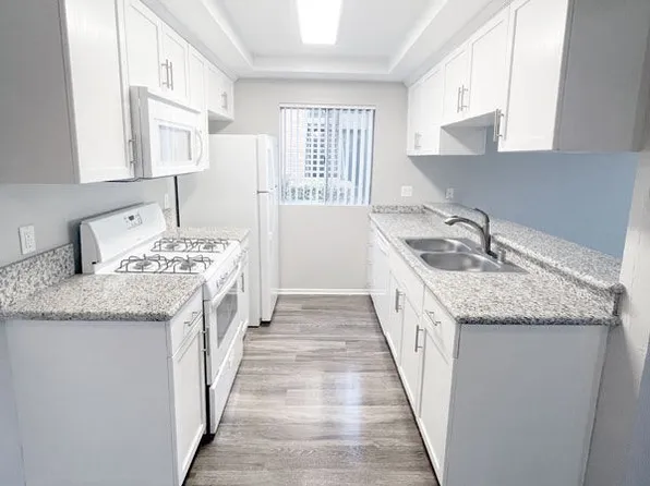 Casa Monterrey Apartments