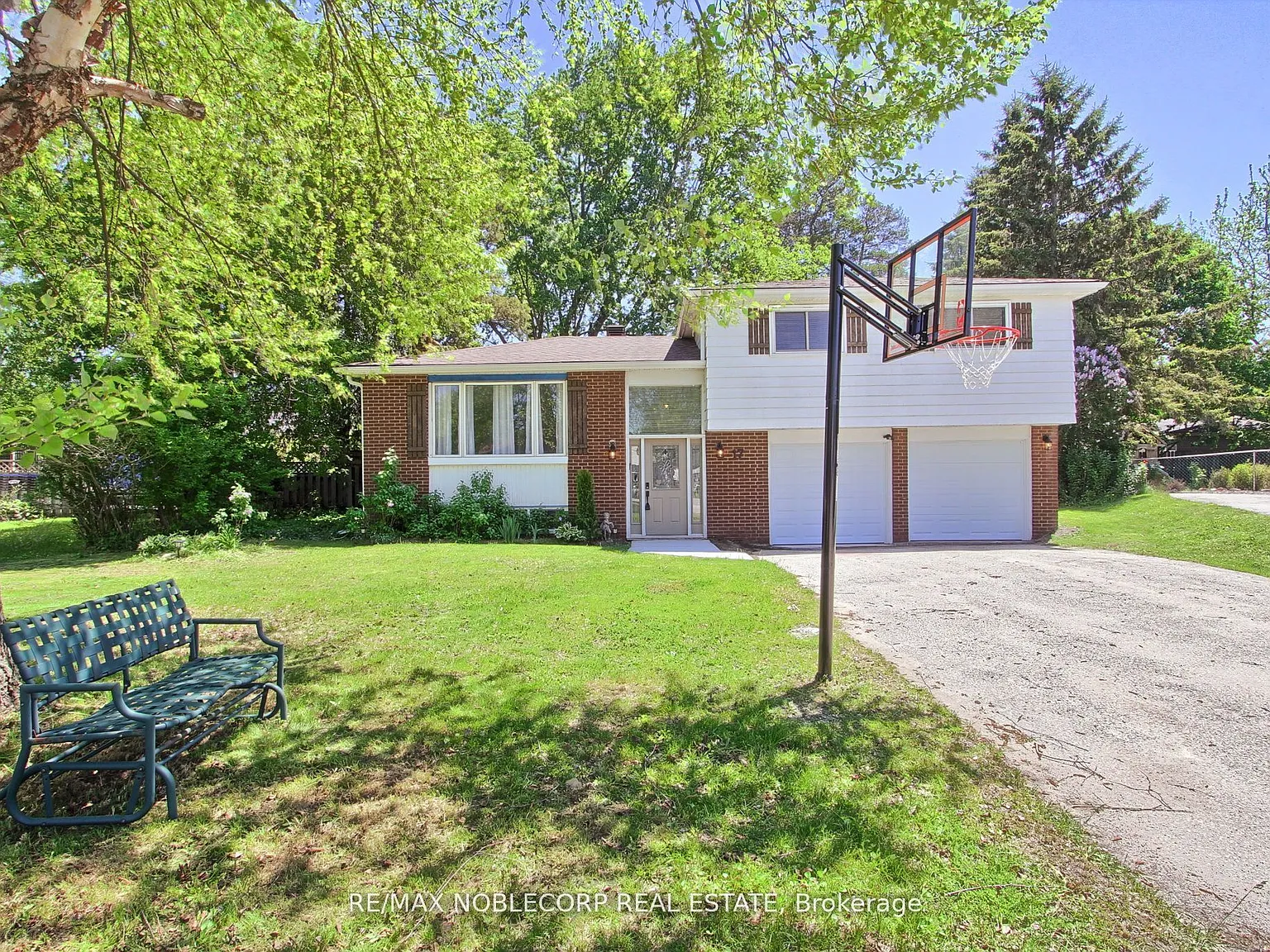 3 bed, $2,850 — Photo 3