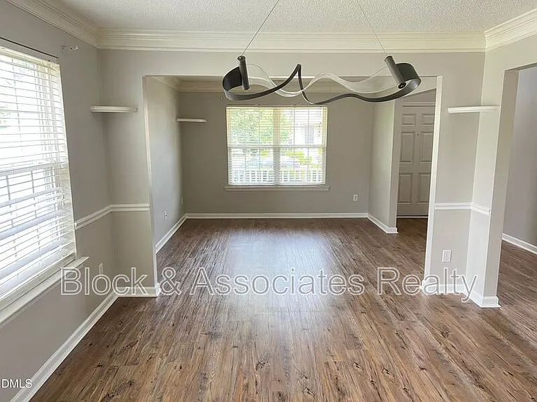 5013 Marathon Ln — Photo 30
