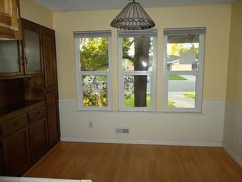2nd image of 6843 Havenside Dr