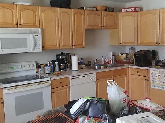4th image of 2424 Herb Ave S