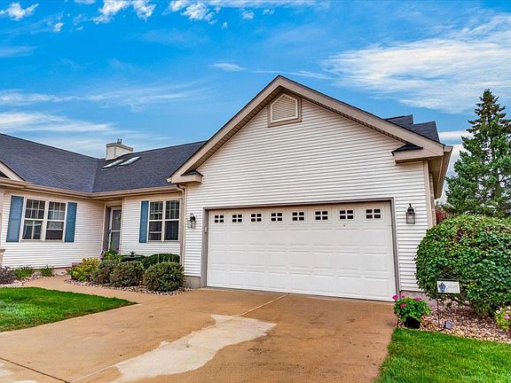2nd image of 819 Potawatomi Dr