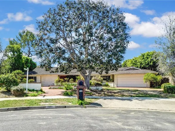 1112 Charwood Ln, Santa Ana, CA 92705