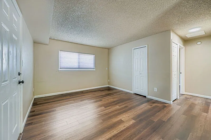 2 bed, 1.0 bath, 780 sqft, $950 — Photo 3