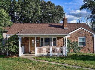 5713 Smith Dr, Bethel Park, PA 15102