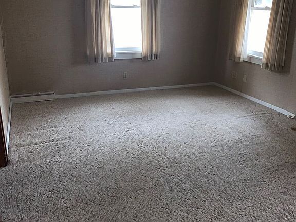 3rd image of 1104 Napier Ave