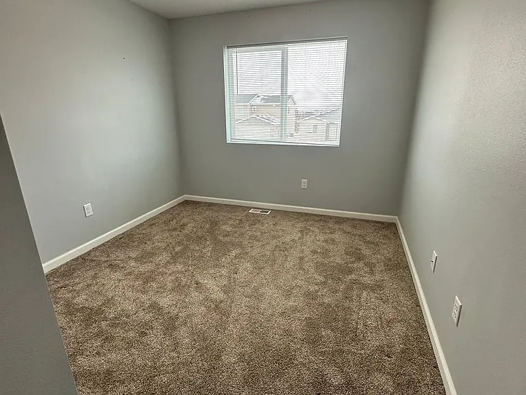 2513 Ivory St — Photo 17